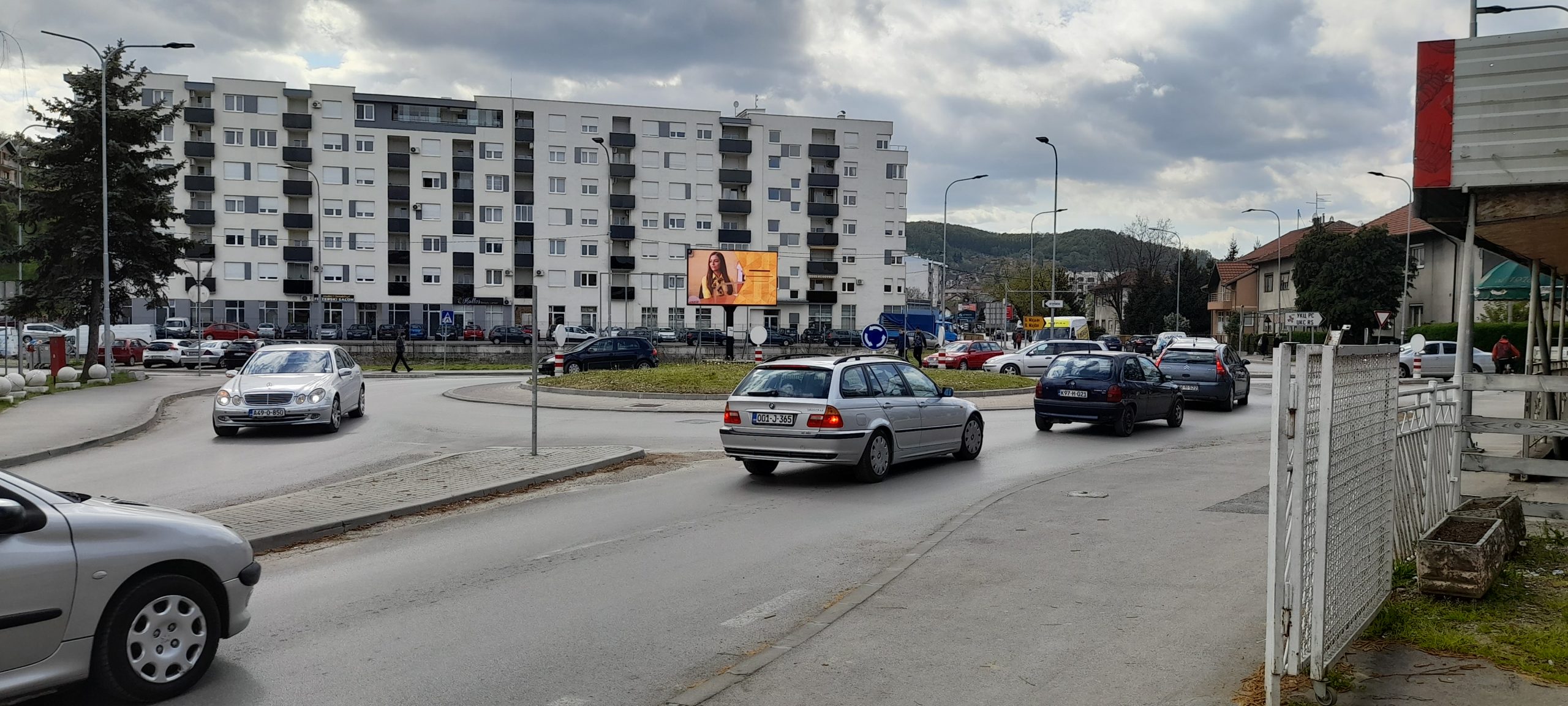 BANJA LUKA - Kruzni tok, naselje Laus, prema Klinickom centru (3)